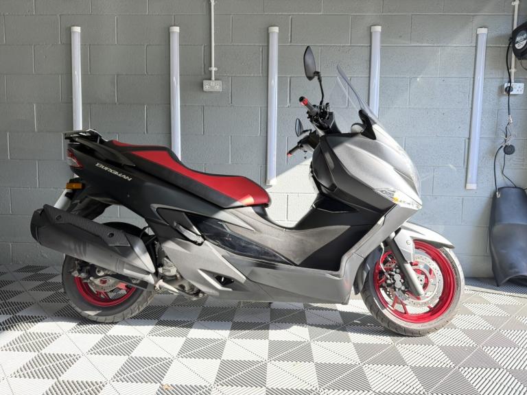 SUZUKI Burgman 400  2019