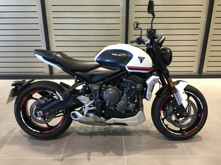 2022 TRIUMPH TRIDENT 660