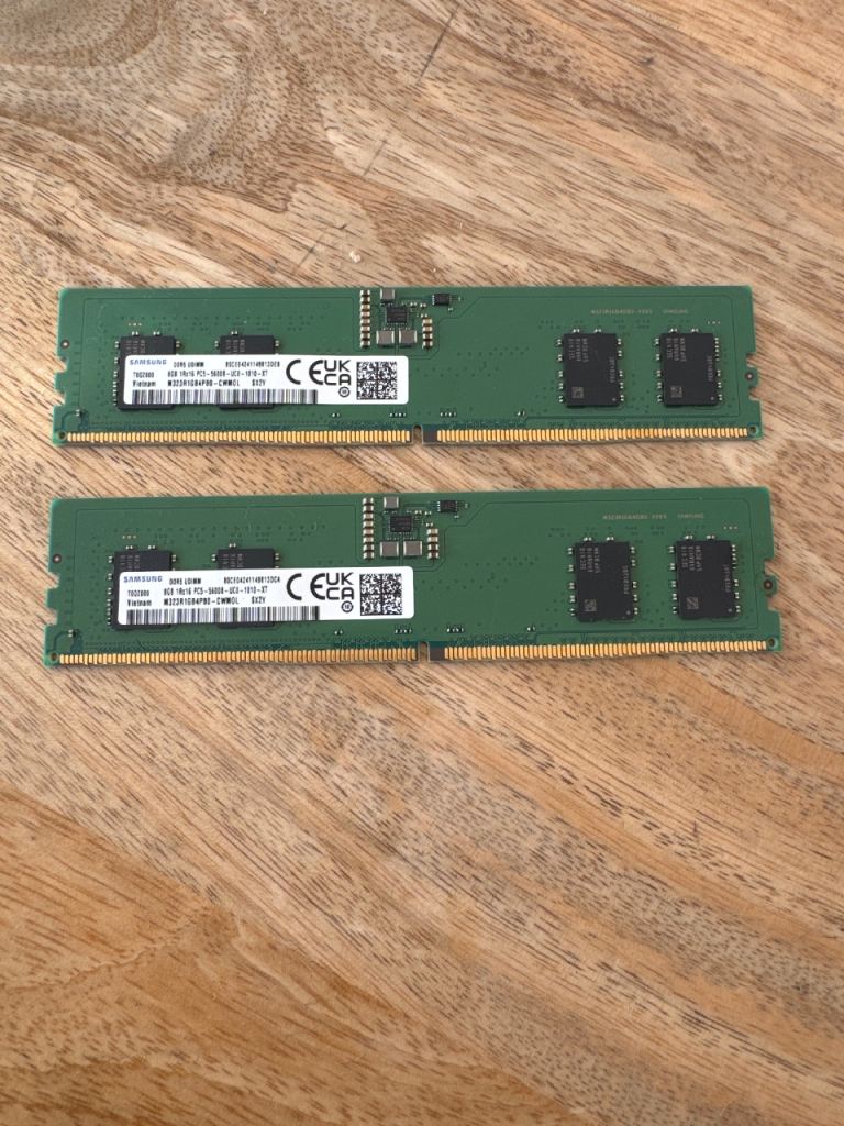2 x Samsung 8GB DDR5 5600MHz RAM UDIMM PC5-5600