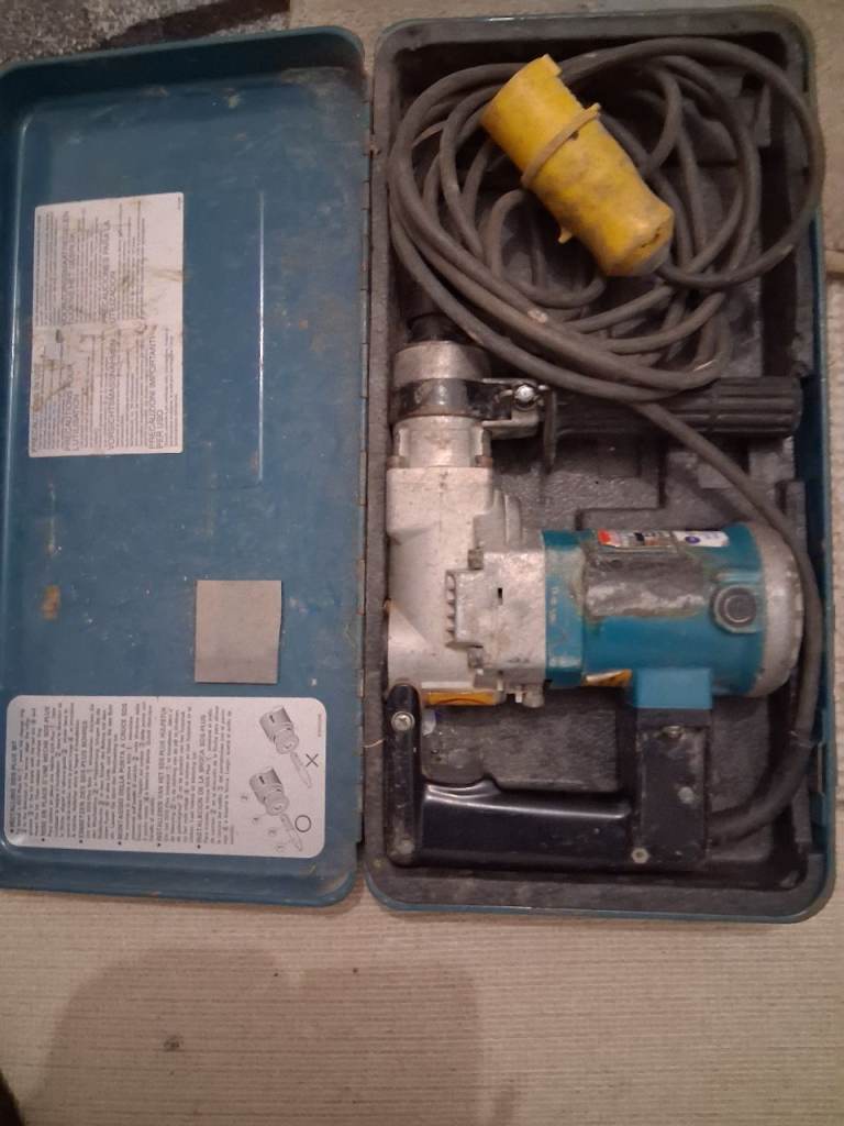 Makita 110v hammer drill