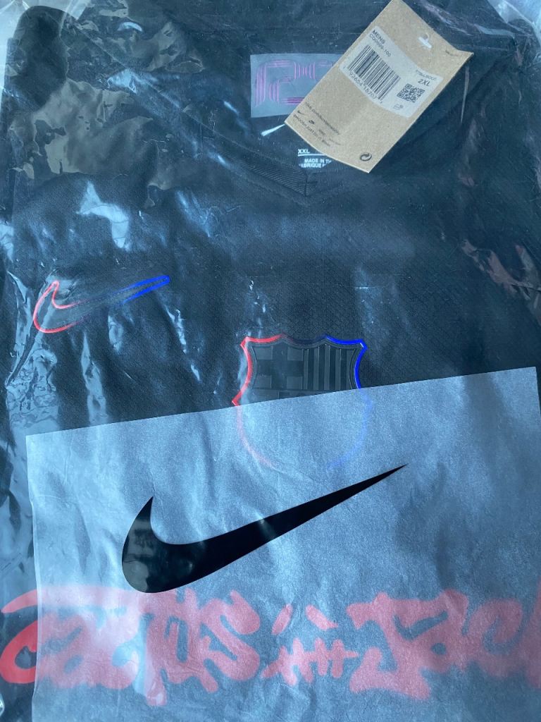 image for Size 2XL Football Shirts 