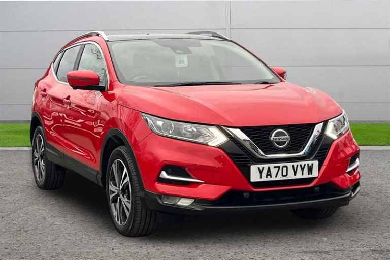 2020 Nissan Qashqai 1.3 DIG-T N-CONNECTA 5DR [GLASS ROOF PACK] Hatchback Petrol Manual