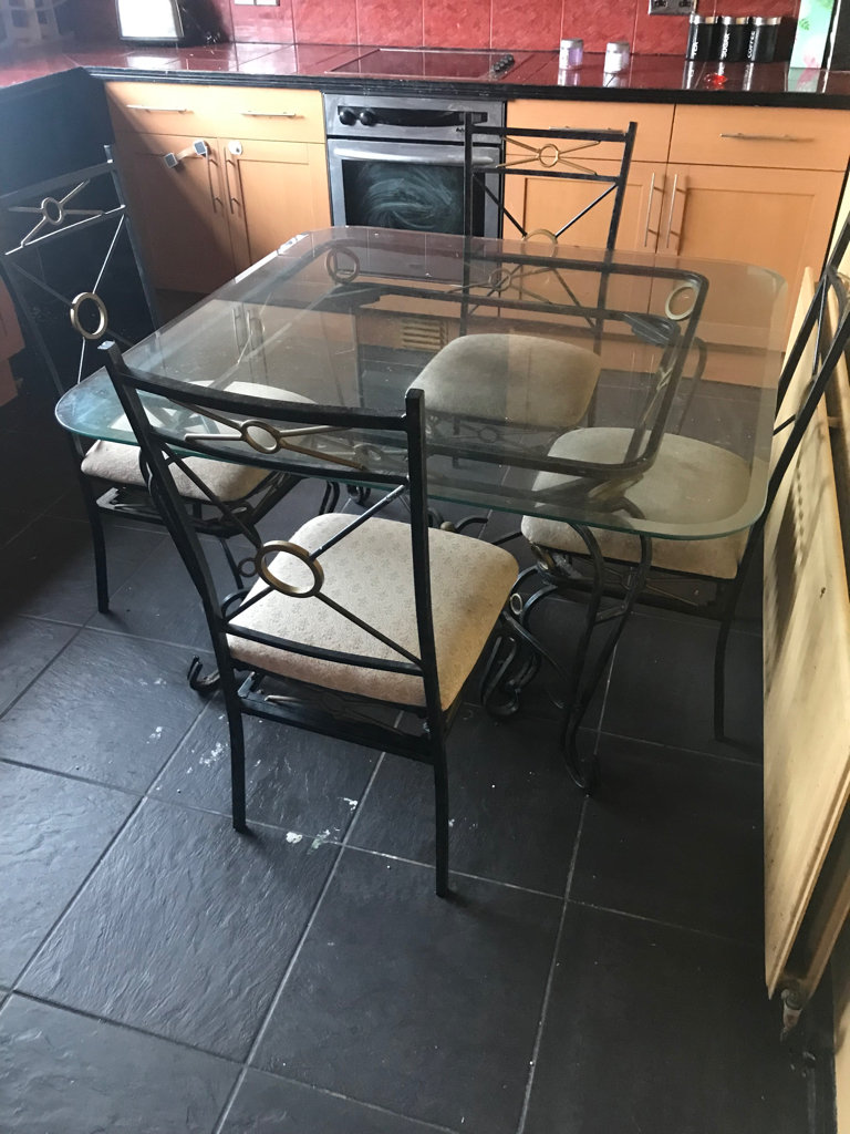 #GotStuffGetCash wrought Iron chairs