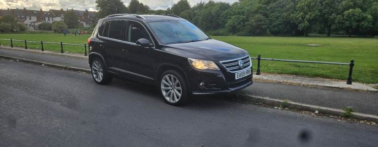 Volkswagen, TIGUAN, Estate, 2009, Manual, 1968 (cc), 5 doors