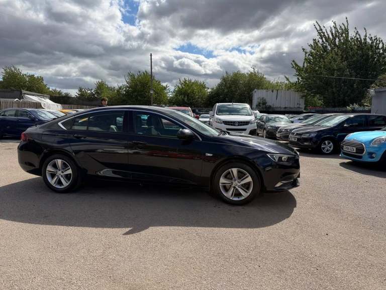 2018 Vauxhall Insignia 2.0 Turbo D BlueInjection Tech Line Nav Grand Sport Euro 6 (s/s) 5dr HATCH...