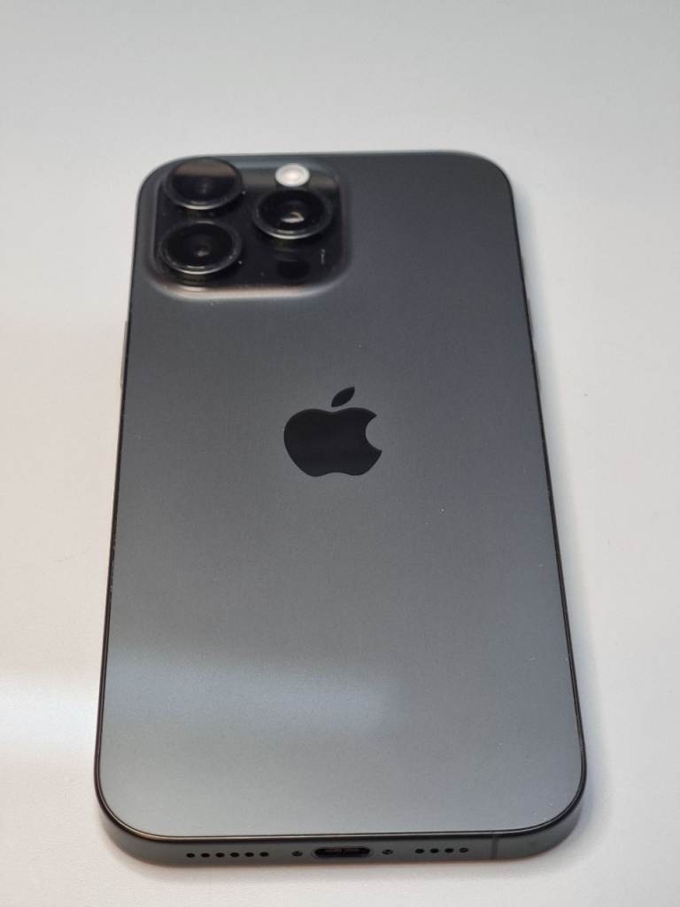 iPhone 16 Pro Max 256GB in perfect condition, Battery 100%, Warranty 