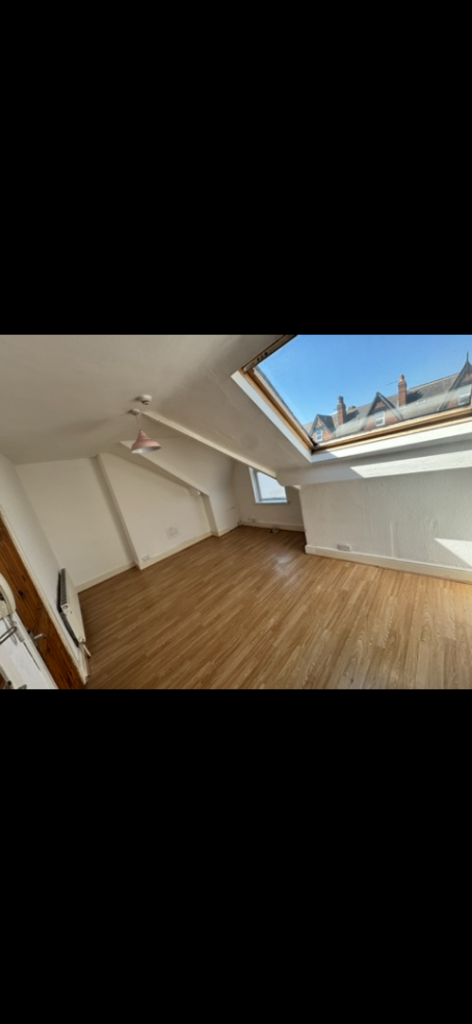 1 bedroom flat Leeds roundhay