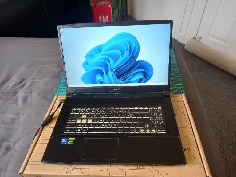 MSI Katana 17 Gaming Laptop - I7 10 core - RTX2050 4GB - 8GB RAM - 1TB NVMe SSD.