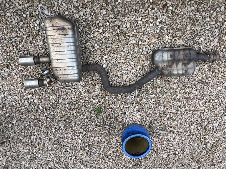 VW Golf R32 Mk5 Genuine Exhaust System – Twin Tailpipes