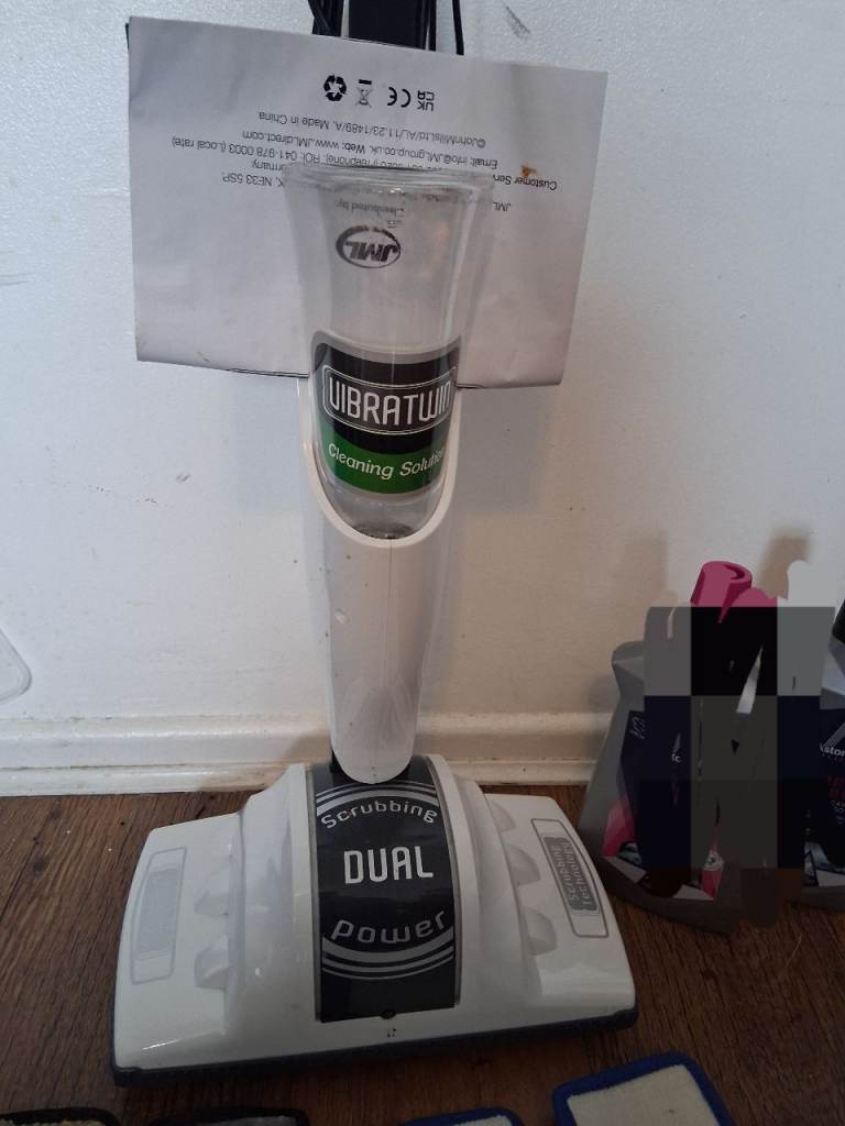 JML Vibratwin   cleaner of hard floor ans carpet
