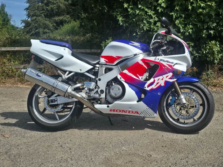 Honda CBR900RR SC28 Fireblade - swap px