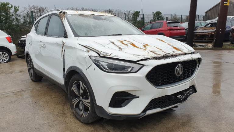 **For breaking** MG ZS Excite, 1.5 petrol 5 speed (2022).