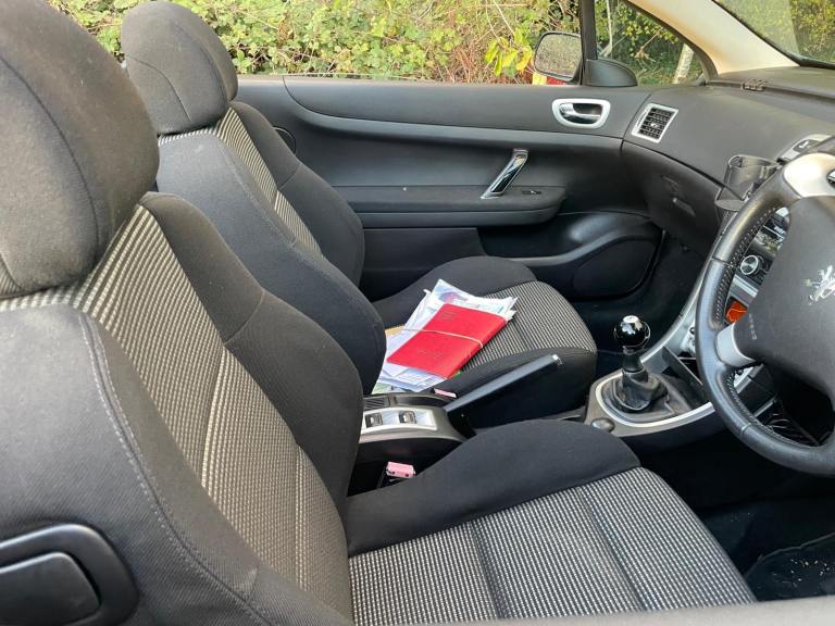 PEUGEOT 307 CC 2.0 CONVERTIBLE 05 REG 2 DOOR MOT MARCH 19TH 2026 GENUINE 54107 SERVICE HISTORY 