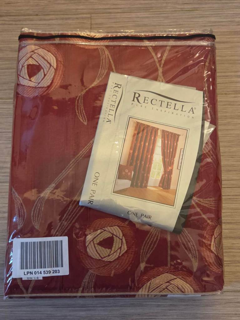 Pencil Pleat Curtains 111cms (44") wide x 137cms (54") drop and 2 Matching Cushions
