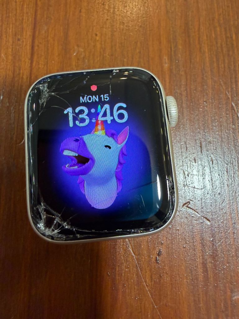 Apple Watch SE 2nd Gen A2725 GPS Cellular 40mm Cracked Screen Repair Parts