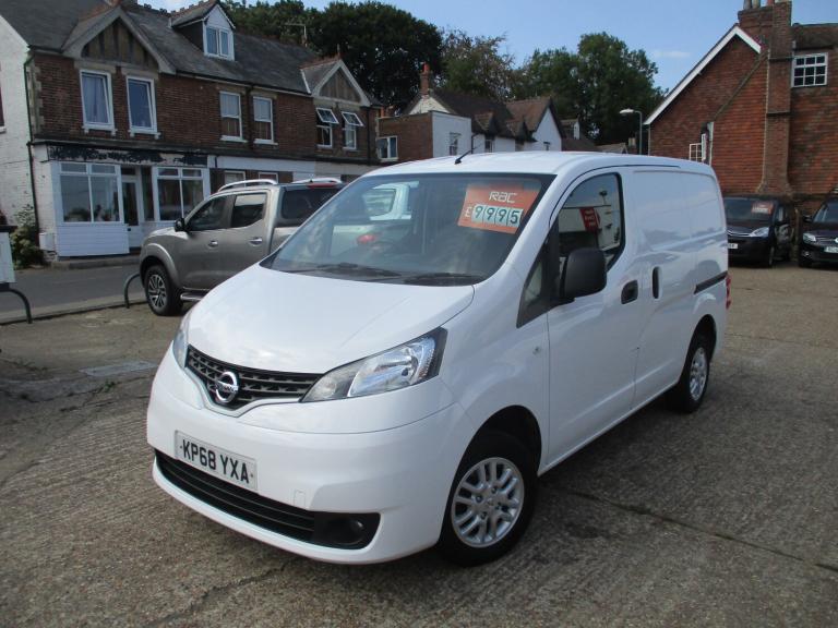 2018 Nissan NV200 1.5 dCi 110 Tekna Van CAR DERIVED VAN Diesel Manual