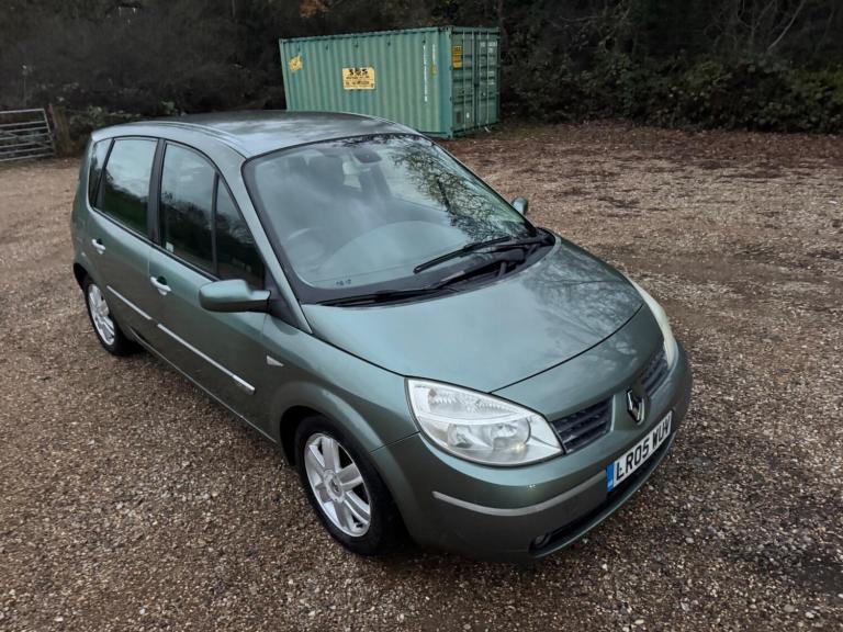 2005 Renault Megane 1.6 VVT Dynamique 5dr Auto MPV PETROL Automatic