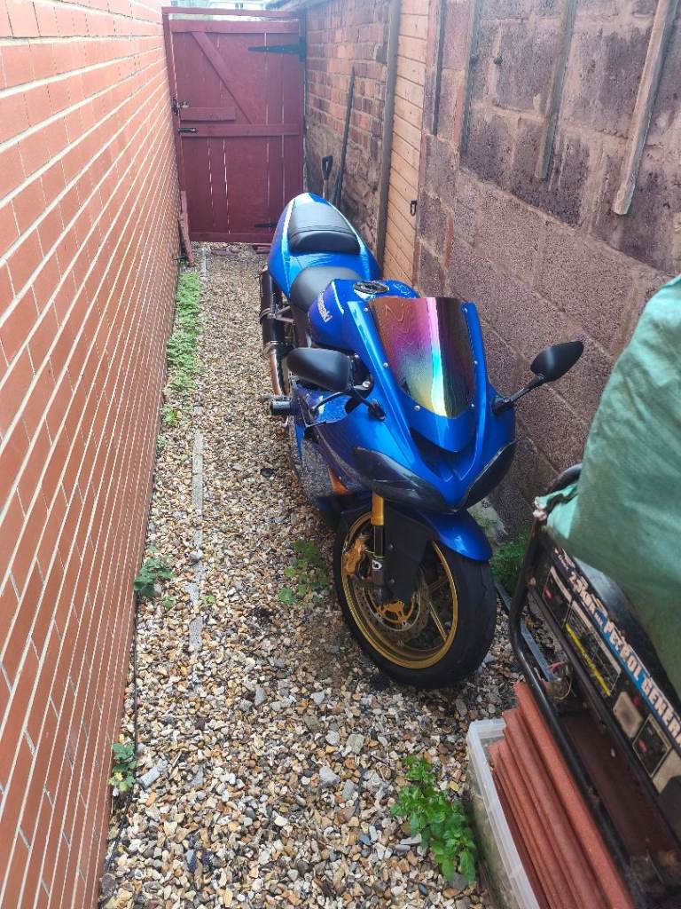 Kawasaki, Ninja ZX 10, 2004, 998 (cc)