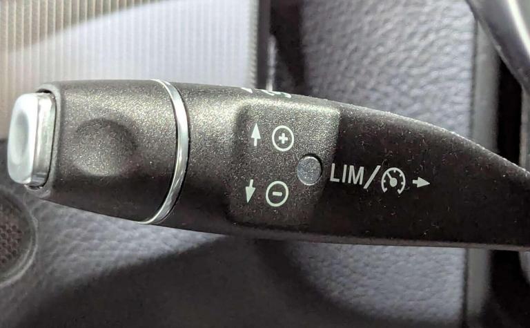  Mercedes-Benz E Class 2.1 E 220 AMG Line Edition D Auto 2dr Diesel Automatic