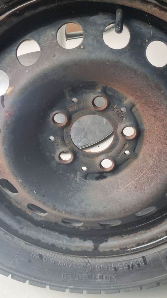 195/65R-16 steel wheel with tire