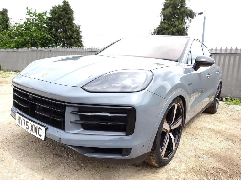 2025 75 REG PORSCHE CAYENNE V6 E-HYBRID AUTO COUPE DAMAGED REPAIRABLE SALVAGE