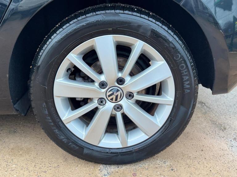 2011 Volkswagen Golf 1.6 TDi 105 BlueMotion Tech Match 5dr HATCHBACK DIESEL Manual