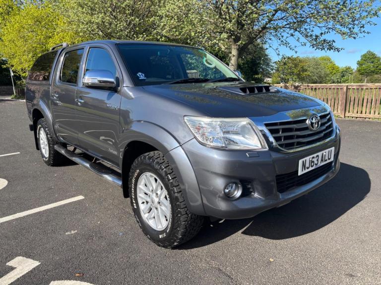 2013 Toyota Hilux Invincible D/Cab Pick Up 3.0 D-4D 4WD 171 PICK UP DIESEL Manual