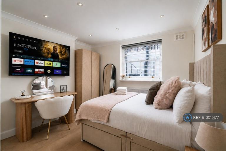 2 bedroom flat in Balcombe St, London, NW1 (2 bed) (#3015177)
