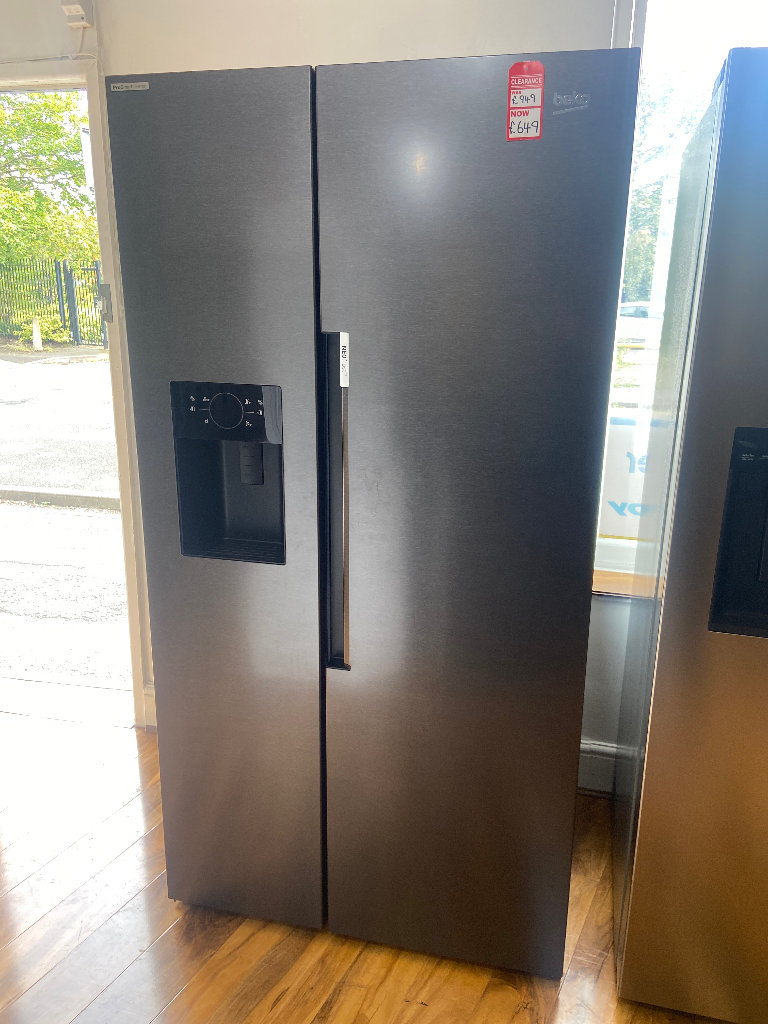 😁New😁RRP £949!! Beko American Fridge Freezer - Anthracite Grey - Water and Ice 