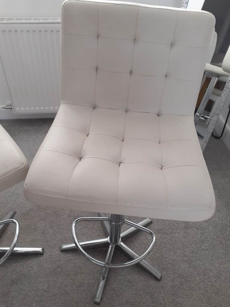 Breakfast bar stools Cream leather 