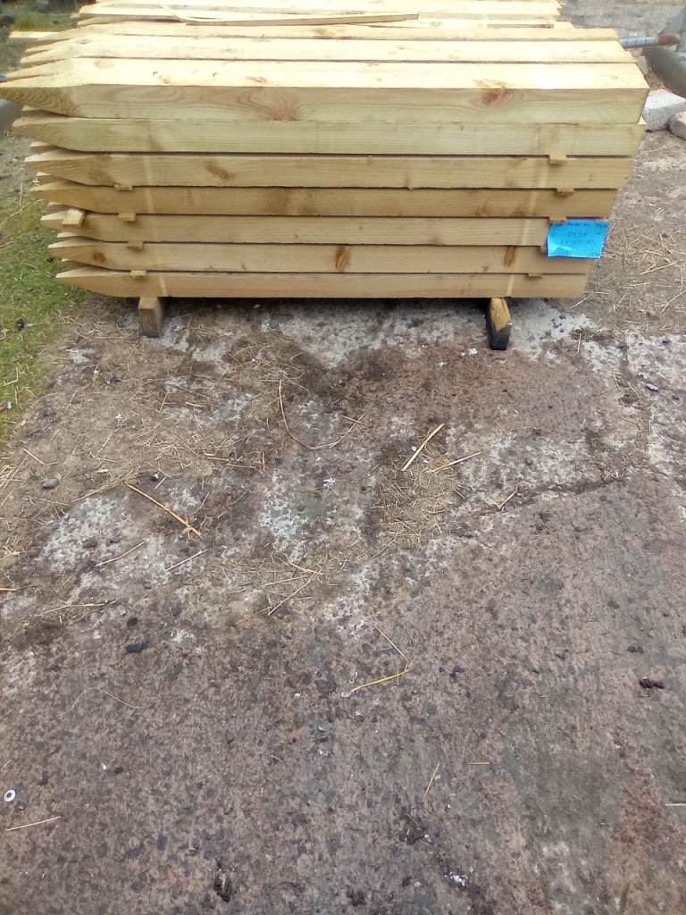 Pointed fence posts