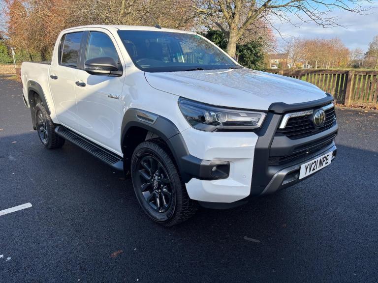 2021 Toyota Hilux 2.8 D-4D Invincible X Auto 4WD Euro 6 (s/s) 4dr PICK UP Diesel Automatic
