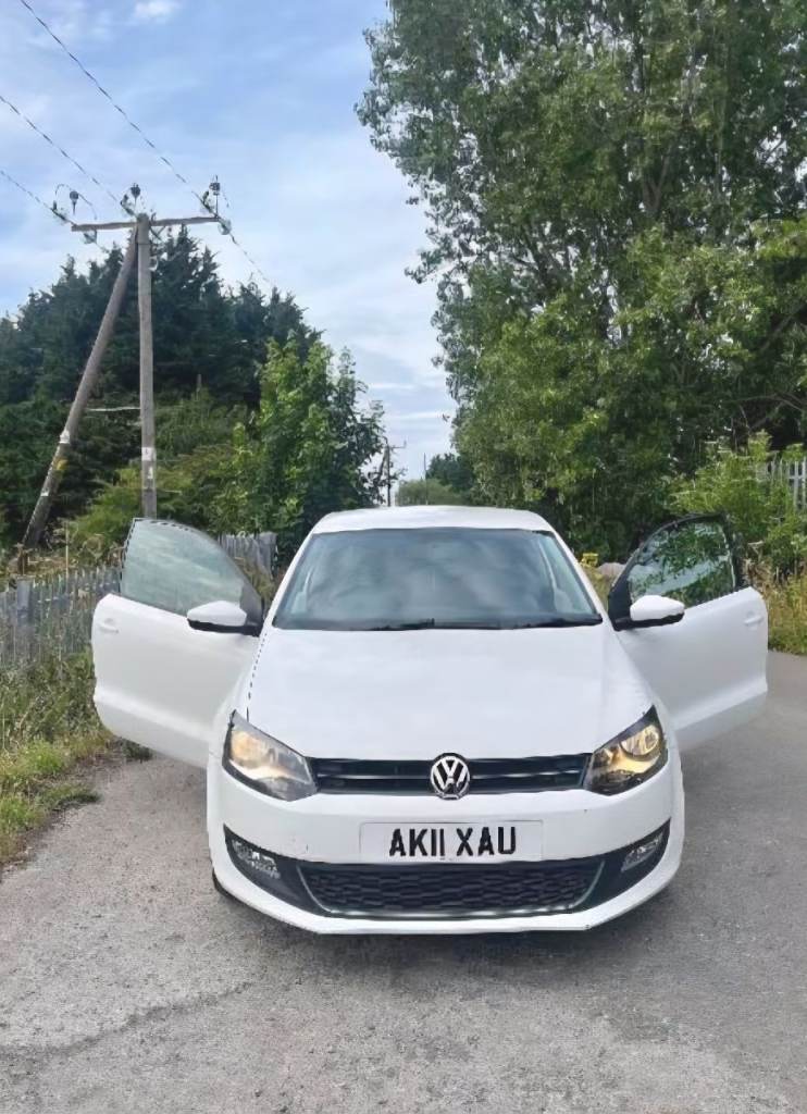 Volkswagen, POLO, Hatchback, 2011, Manual, 1598 (cc), 3 doors