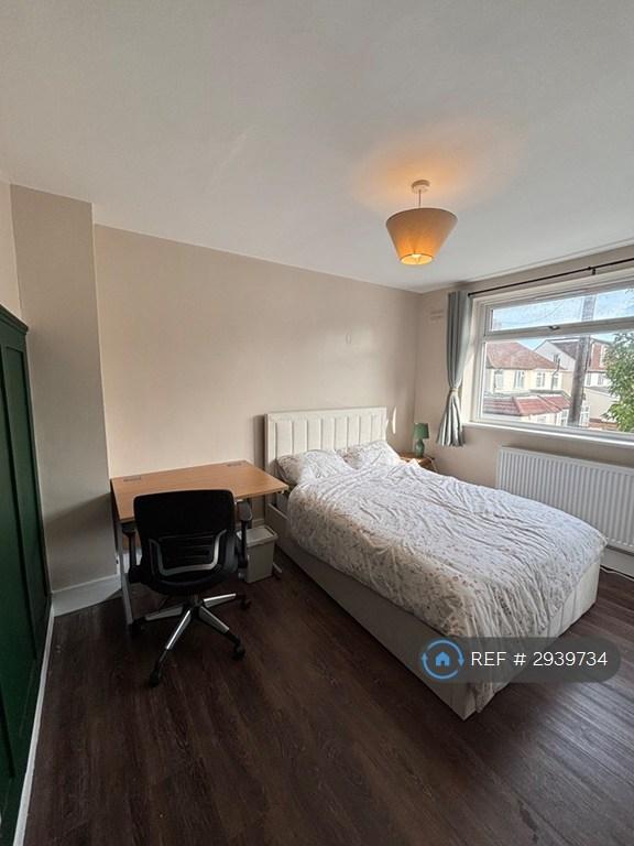 1 bedroom in Bracondale Road, London, SE2 (#2939734)