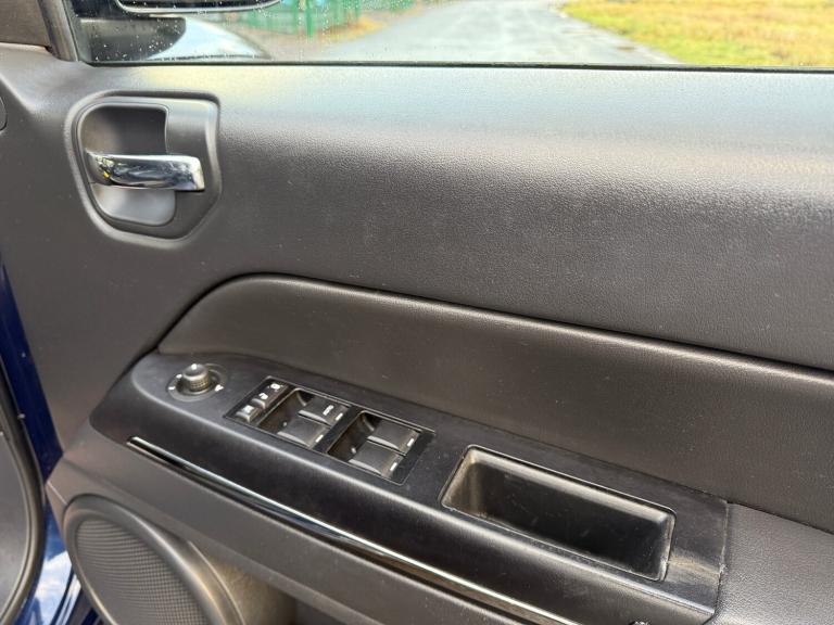 2012 Jeep Compass 2.2 CRD Limited 5dr ESTATE Diesel Manual