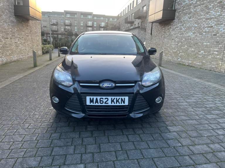 Ford, FOCUS, Hatchback, 2012, Automatic 1596 (cc), 5 doors