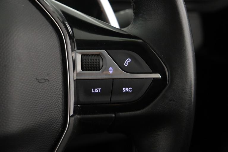 2022 Peugeot 5008 1.2 PureTech Allure Premium+ 5dr EAT8 HATCHBACK PETROL Automatic