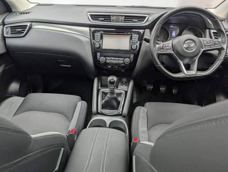 2017 Nissan Qashqai 1.2 DIG-T N-Connecta SUV 5dr Petrol Manual Euro 6 (s/s) (115 ps) REAR VIEW  H...