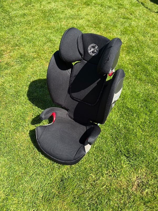 Cybex Solution S-IFix Car Seat – Black, Good Condition