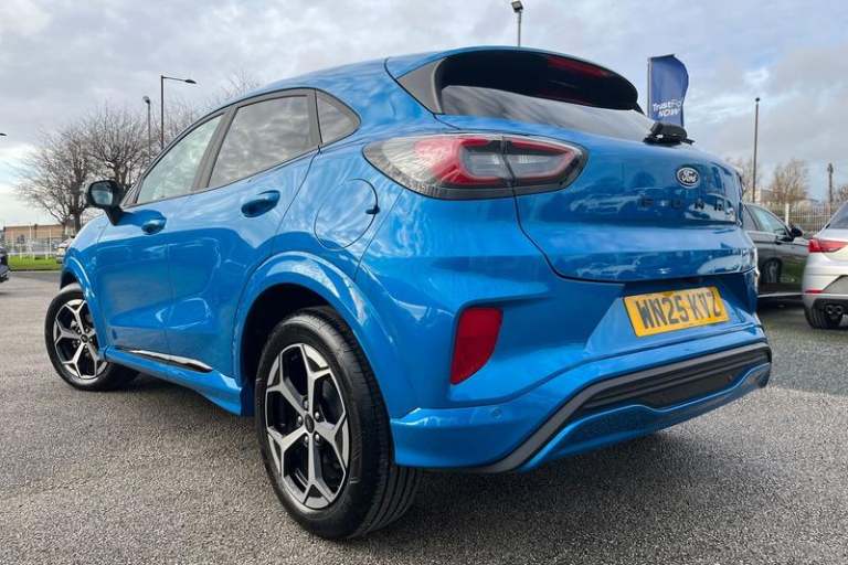 2025 Ford Puma 1.0 EcoBoost Hybrid mHEV ST-Line 5dr DCT ** Sync 4 - Bluetooth / USB Connec Hatchb...