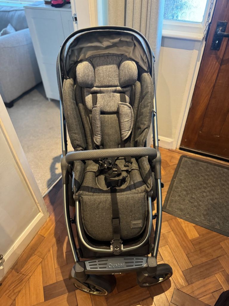 Oyster 3 pushchair 