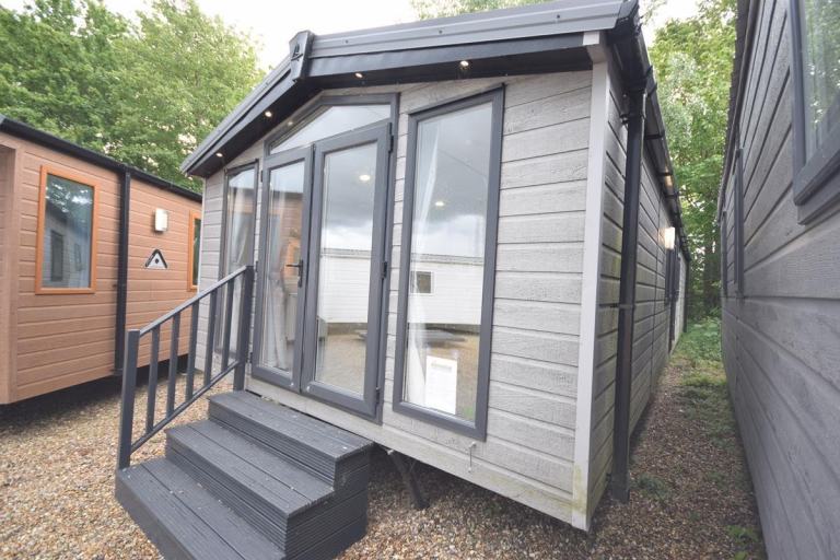 2022 Sunrise Lodge Deluxe 38x13 | 2 beds | Full Winterpack | OFF SITE Lodges 