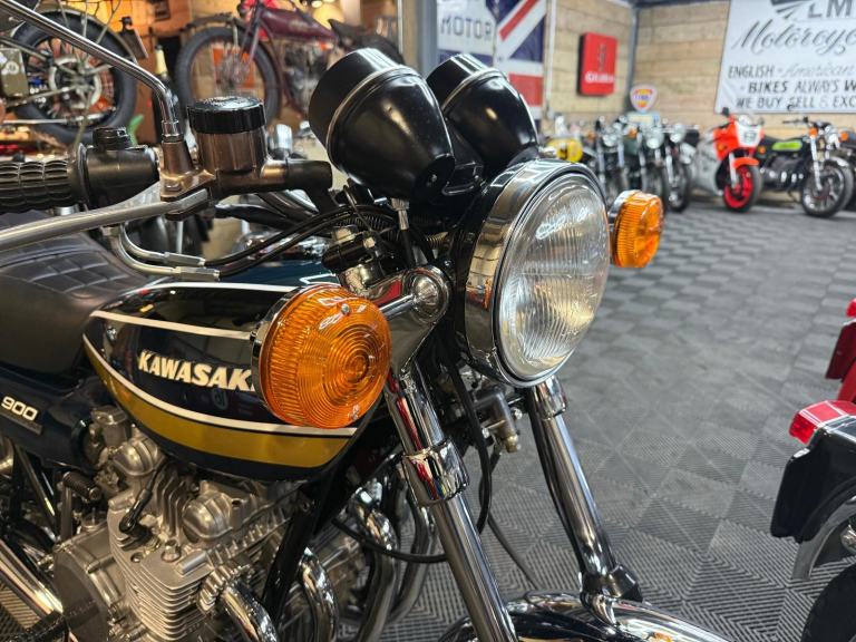 1974 Kawasaki Z1 B 900, restored and owned by Allan Millyard, outstanding, px 