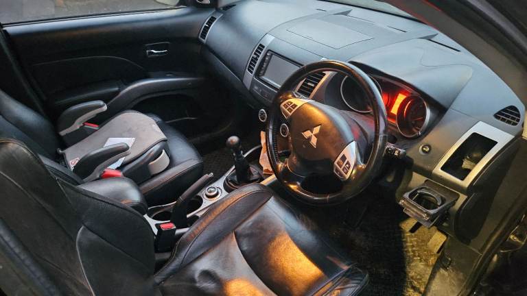 Mitsubishi, OUTLANDER, Estate, 2007, Manual, 1968 (cc), 5 doors