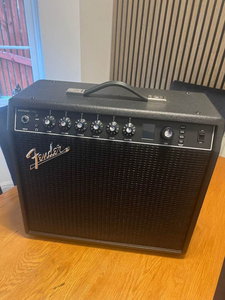 Fender Mustang LTX50 Combo guitar amp