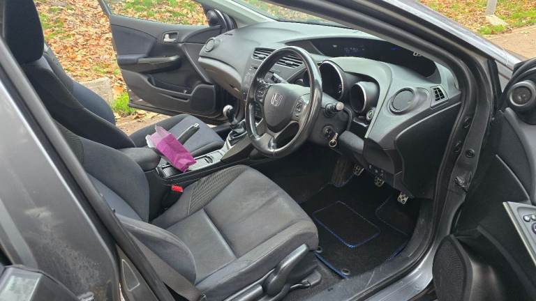 Honda, civic. 1 year MOT. Honda main dealer History . 