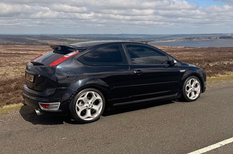 Ford, FOCUS, Hatchback, 2007, Manual, 2522 (cc), 3 doors