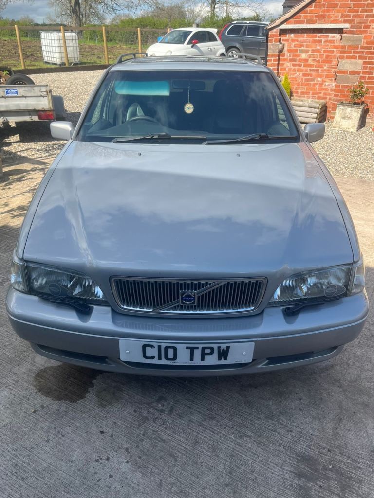 Volvo, V70 T5, Estate, 1999, Automatic, 2319 (cc), 5 doors