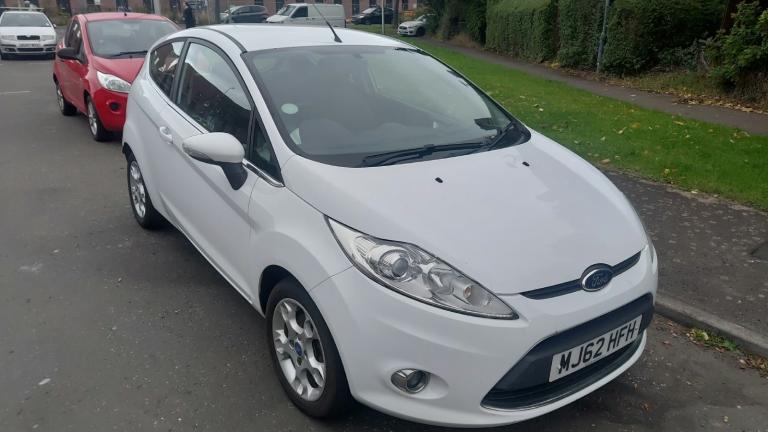 Ford, FIESTA, Hatchback, 2012, Manual, 1242 (cc), 3 doors