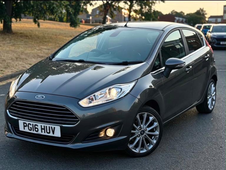 Ford, FIESTA, Hatchback, 2016, Manual, 1498 (cc), 5 doors
